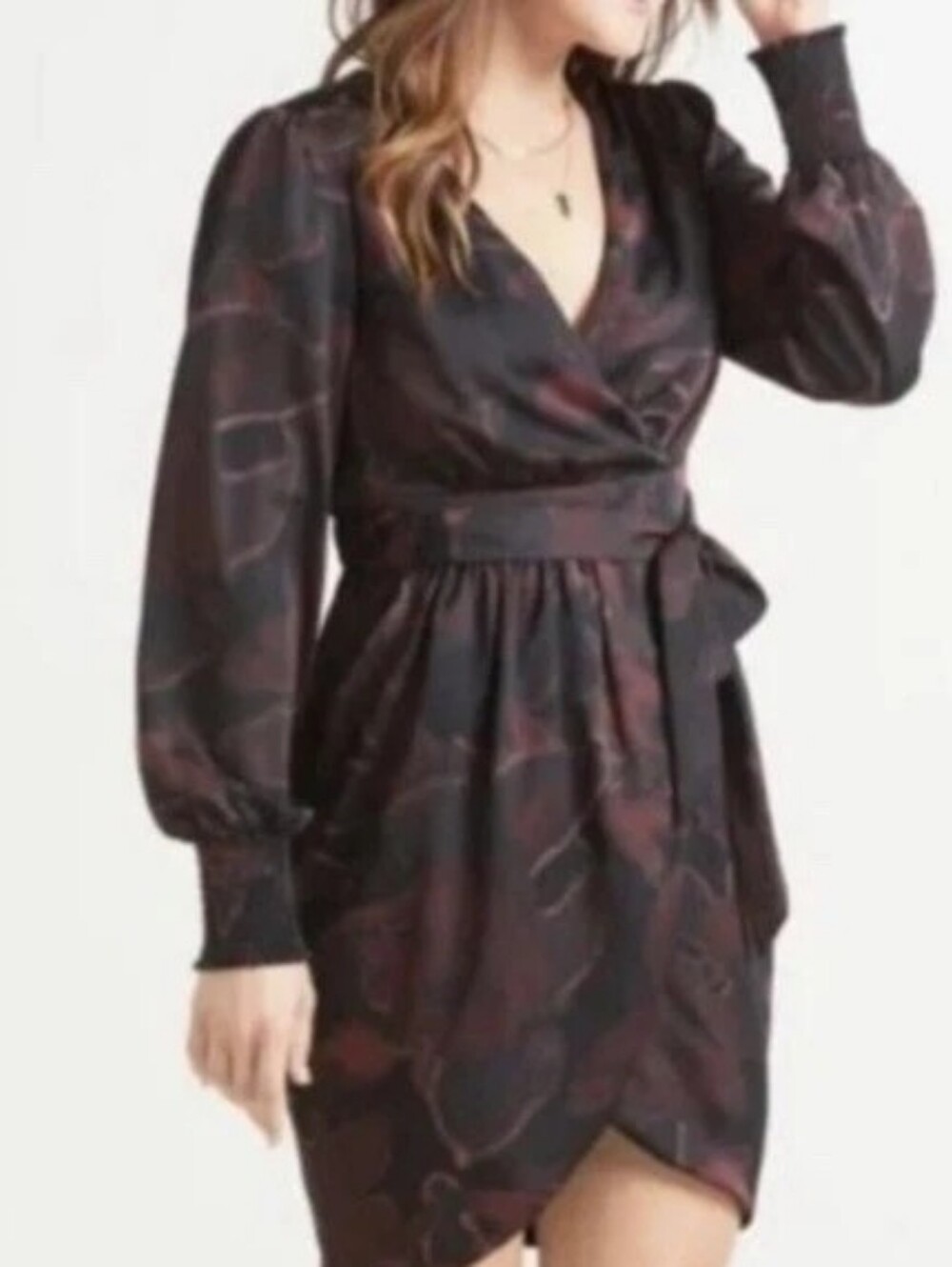 Evereve Allison Joy Women's Black Red Floral Wrap Dress with Tie Waist SZ Small
